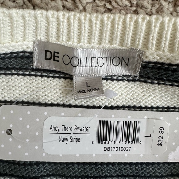 BNWT Boutique Nautical Navy & White Sweater 💙🤍⚓️ - Picture 4 of 7